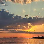 Apartment Stiz By The Sea With An Organized Betina (Sibenik-Knin)