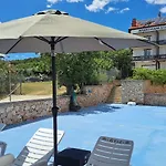 Stiz By The Sea With An Organized * Betina (Sibenik-Knin)