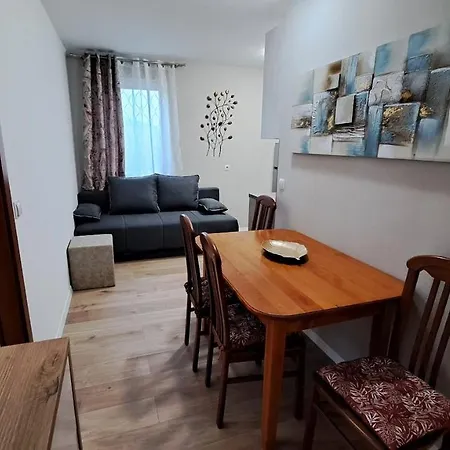 Apartman Stiz By The Sea With An Organized