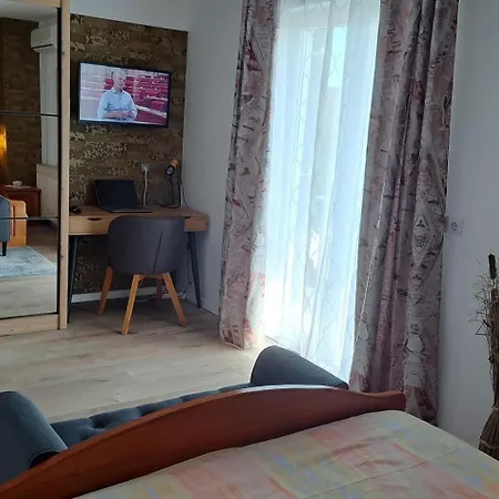 Apartman Stiz By The Sea With An Organized *