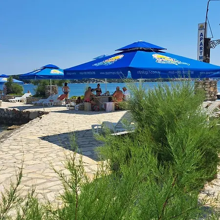 Apartment Stiz By The Sea With An Organized