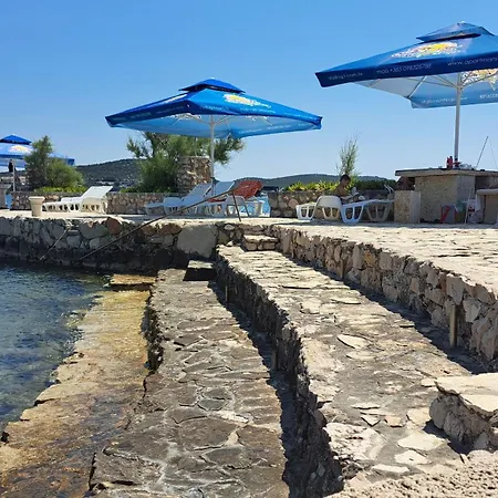Stiz By The Sea With An Organized * Betina (Sibenik-Knin)