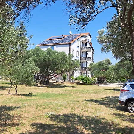 Apartman Stiz By The Sea With An Organized *