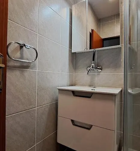 Stiz By The Sea With An Organized *