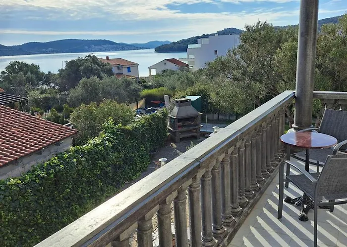 Stiz By The Sea With An Organized Betina (Sibenik-Knin)