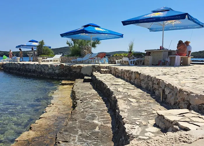 Stiz By The Sea With An Organized * Betina (Sibenik-Knin)