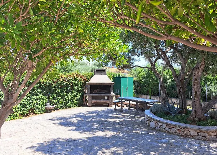 Stiz By The Sea With An Organized Apartamento